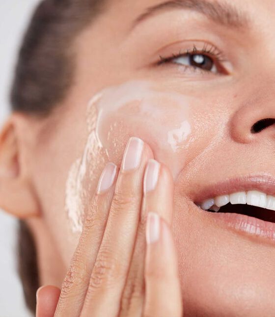 Dynamic Resurfacing Facial Wash